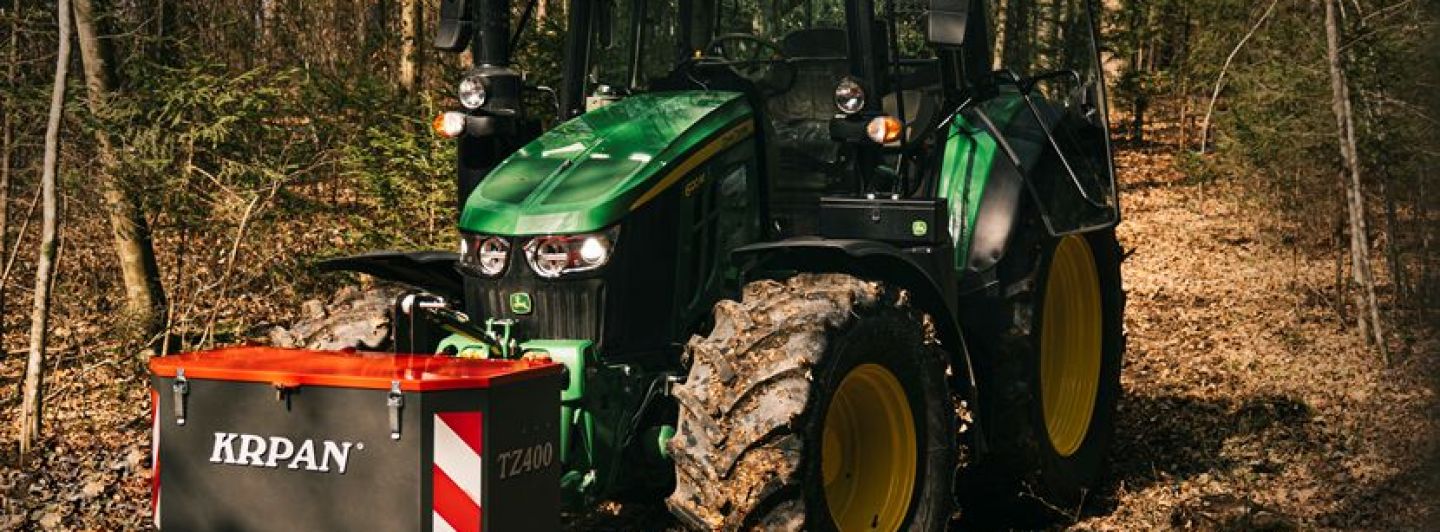 Traktorkiste von Krpan: Stauraum für Forstzubehör - AGRARTECHNIK