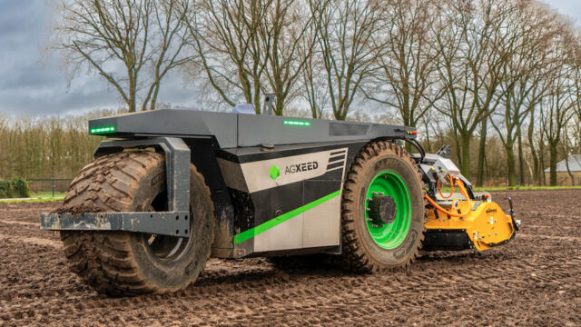 Claas intensiviert Zusammenarbeit mit AgXeed und startet erste Vertriebsaktivitäten