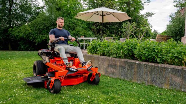 Ariens Ikon soll neue Klasse an Zero-Turn-Mäher definieren