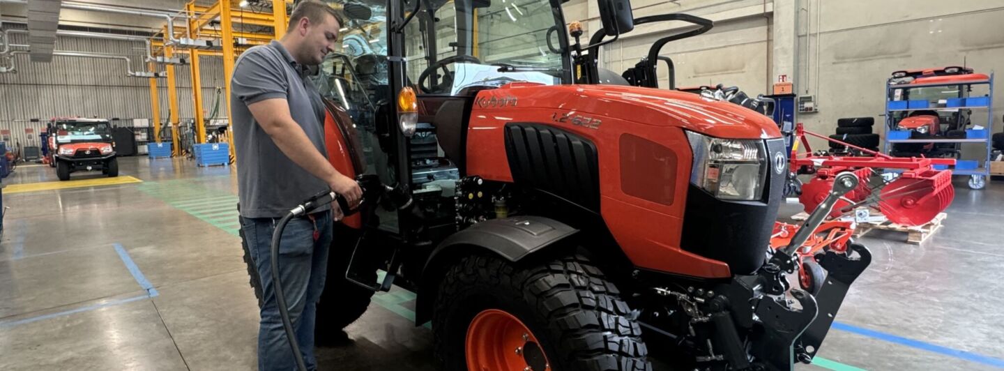 Kubota lässt Traktoren und Grünpflegemaschinen mit HVO betanken